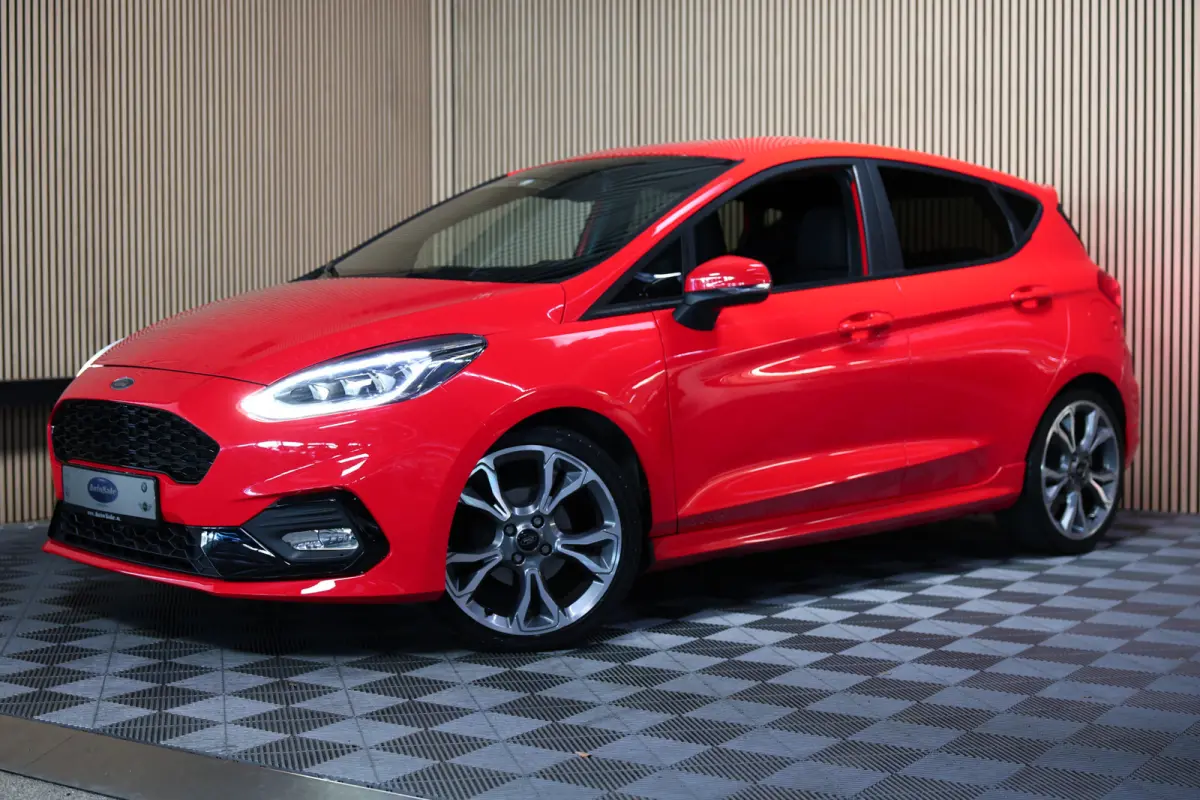 1.0 EcoBoost 140 pk !! ST - Line X NAVI TOP 2017