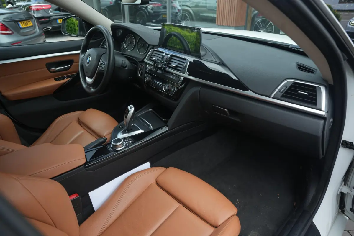 420i High Executive Camera Navigatie Cruise Clima Sport Leder Carplay