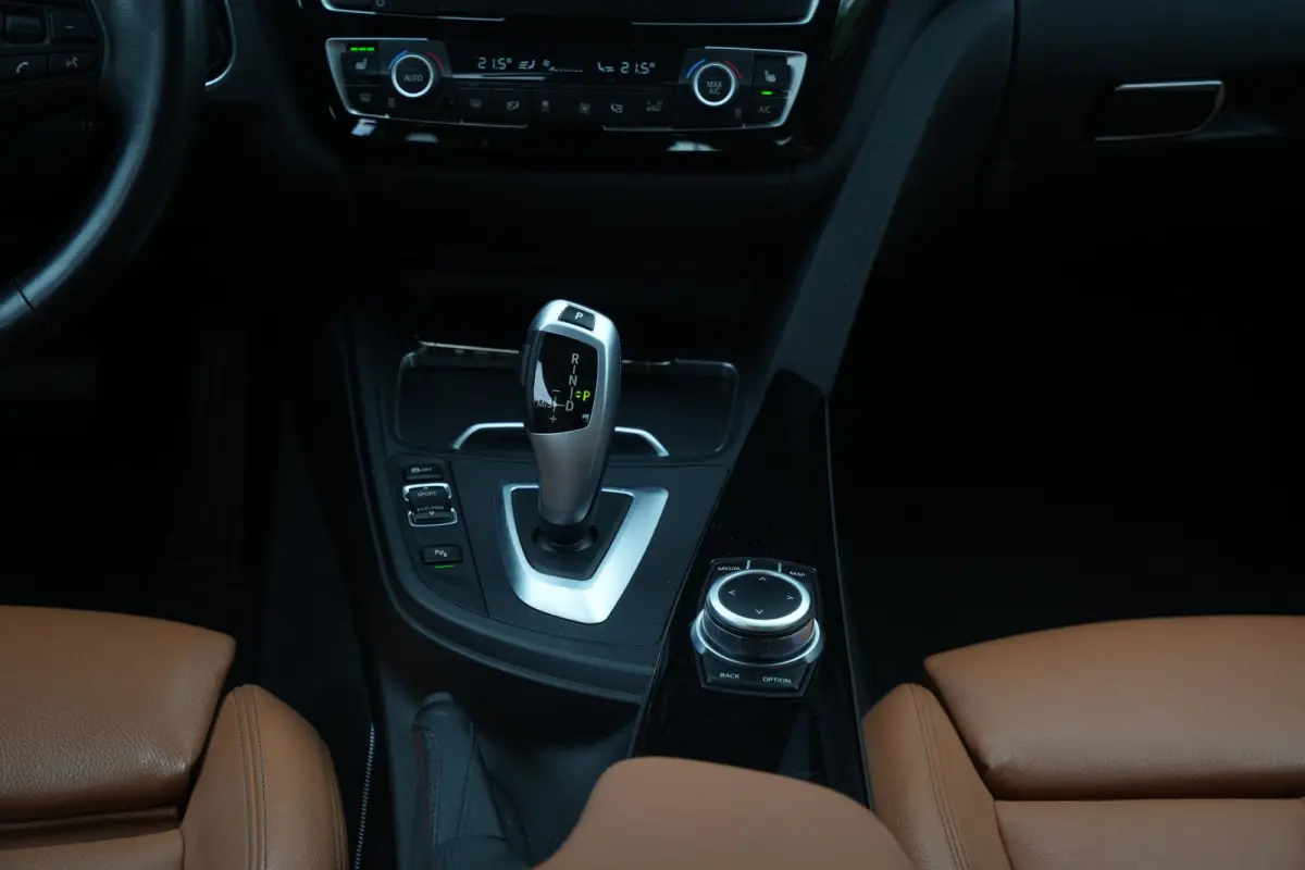 420i High Executive Camera Navigatie Cruise Clima Sport Leder Carplay