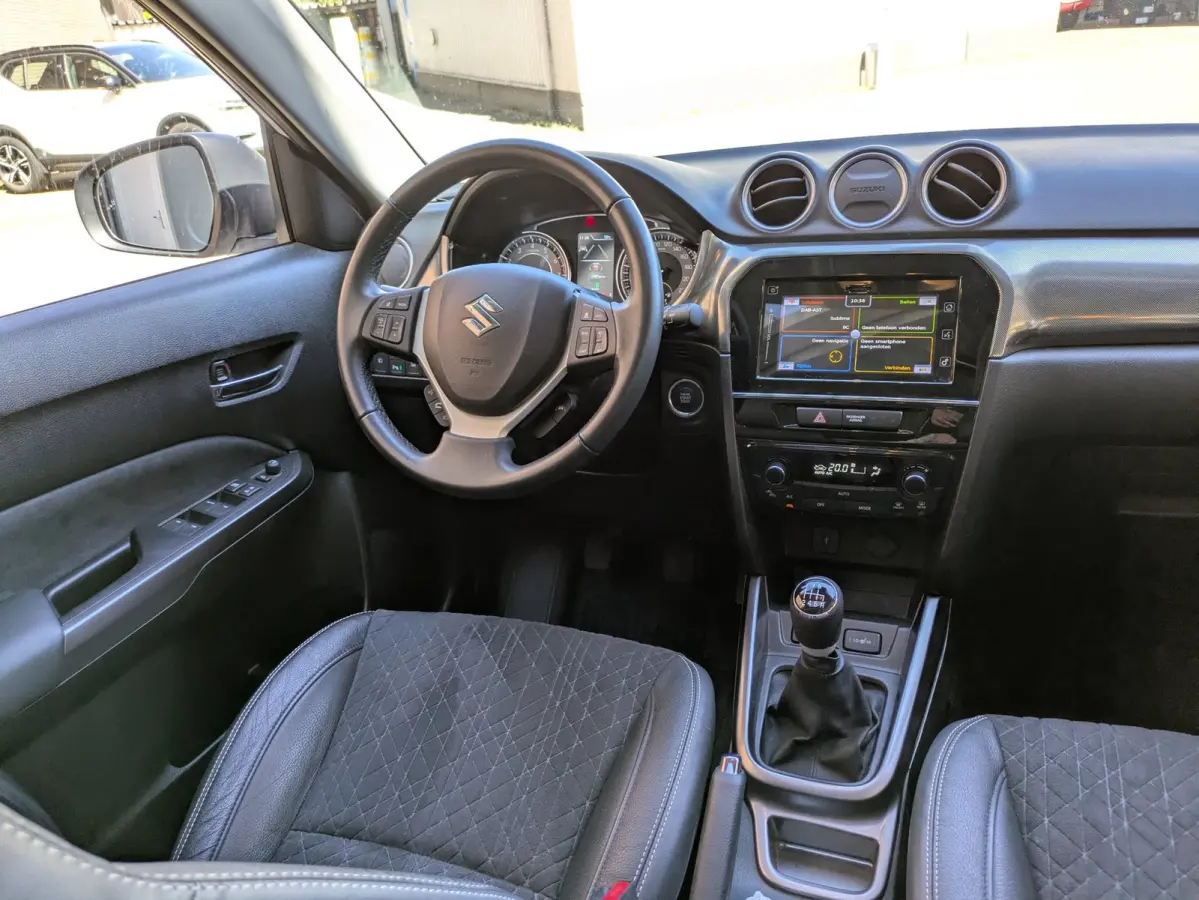 1.4 Boosterjet Style Smart Hybrid|Panodak|Led|Adaptive-Cruise|Keyless-Entry|Stoelverwarming|16.000km