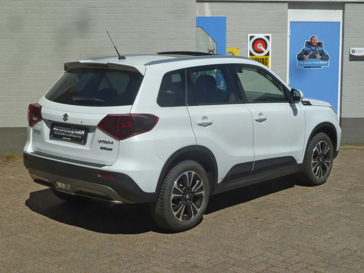 1.4 Boosterjet Style Smart Hybrid|Panodak|Led|Adaptive-Cruise|Keyless-Entry|Stoelverwarming|16.000km