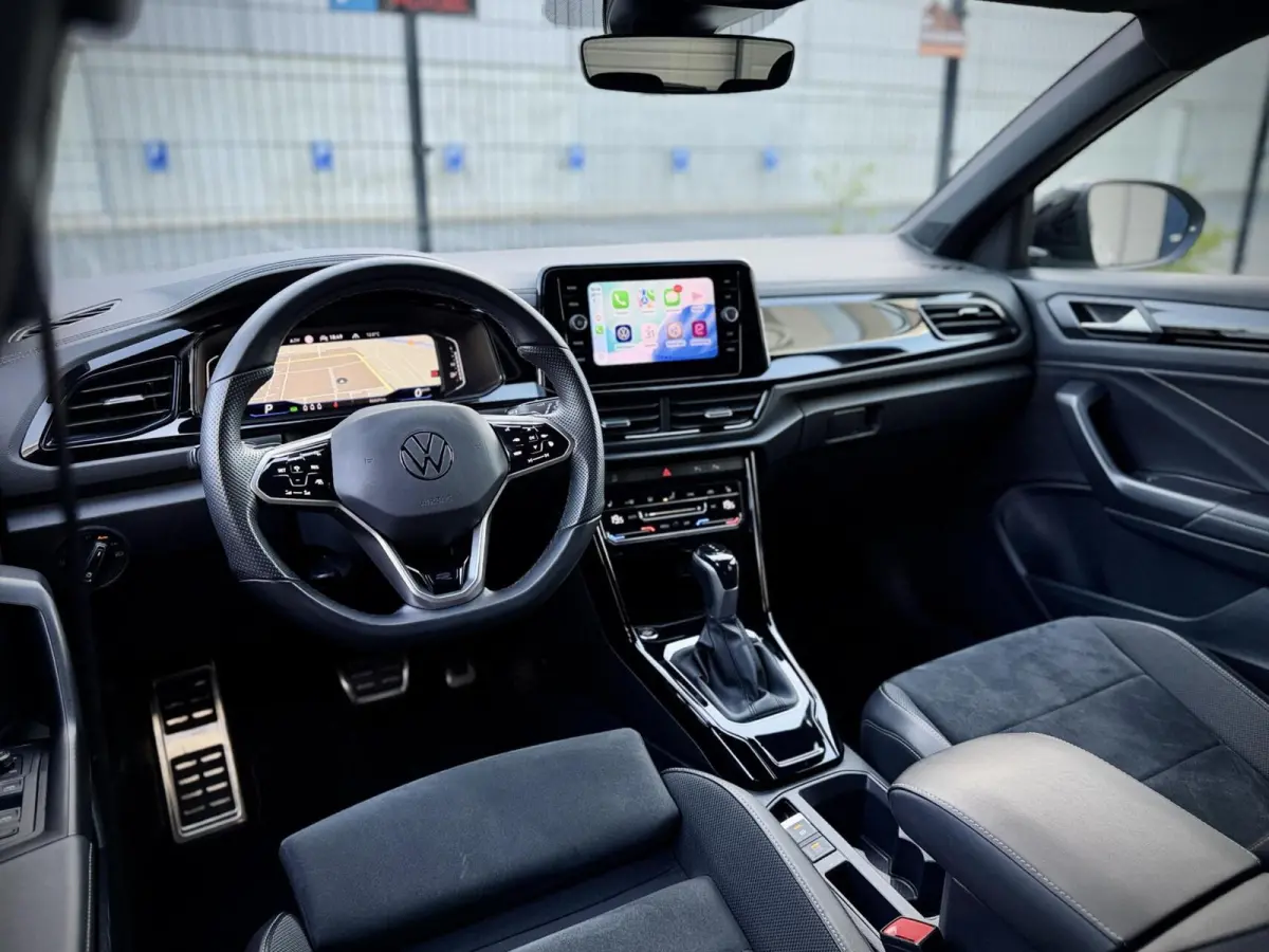 1.5 TSI R-Line DSG Keyless|Camera|IQ|Massag