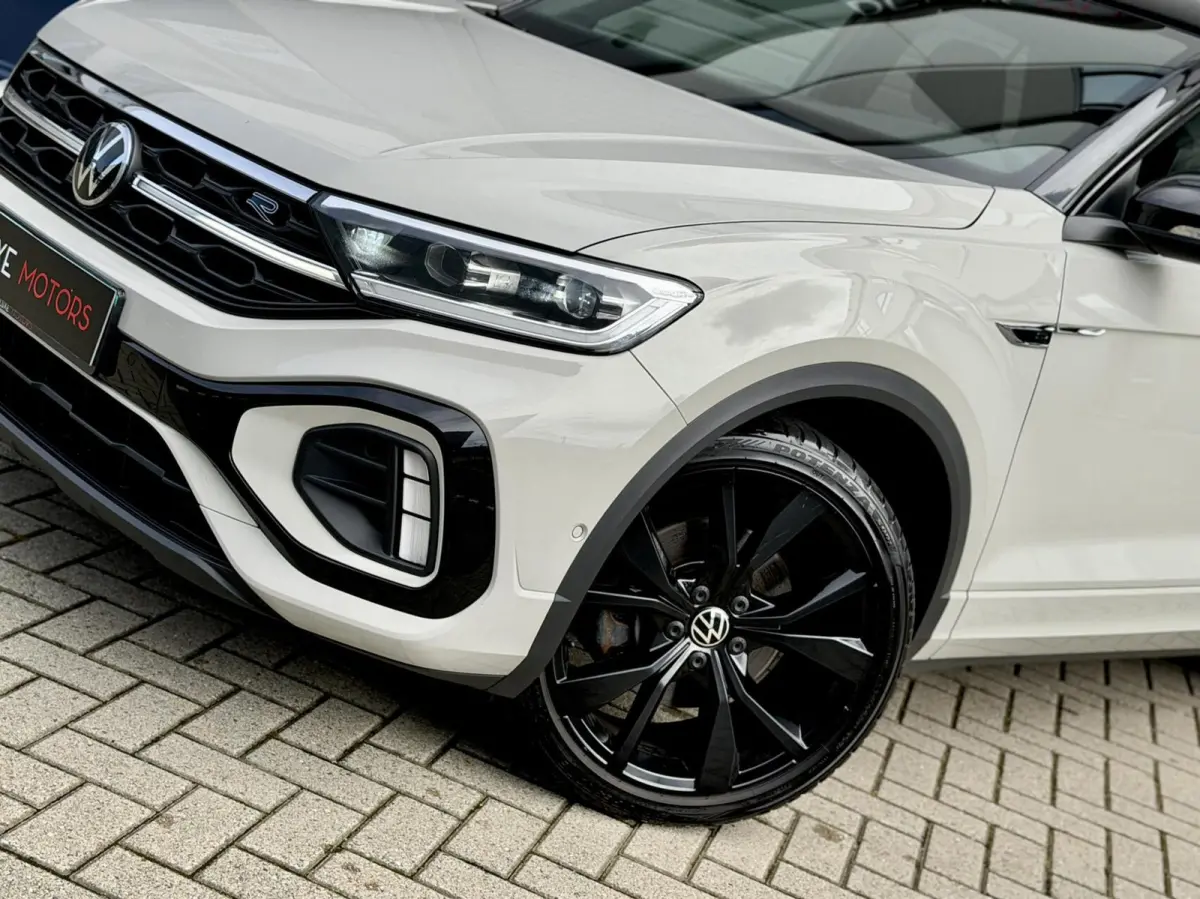 1.5 TSI R-Line DSG Keyless|Camera|IQ|Massag
