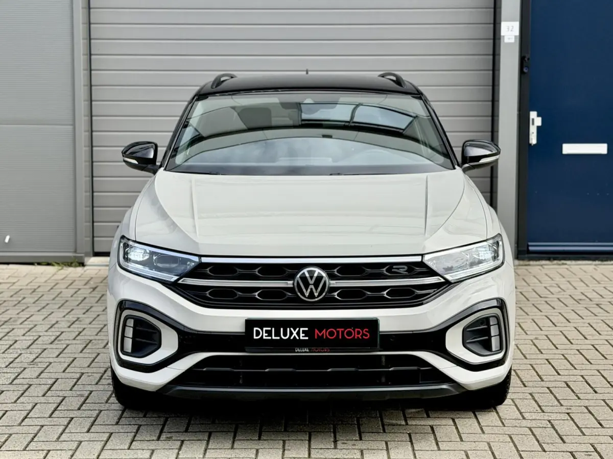 1.5 TSI R-Line DSG Keyless|Camera|IQ|Massag