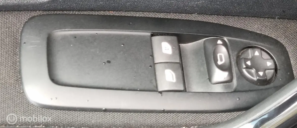 1.2 PureTech Blue Lion Navi