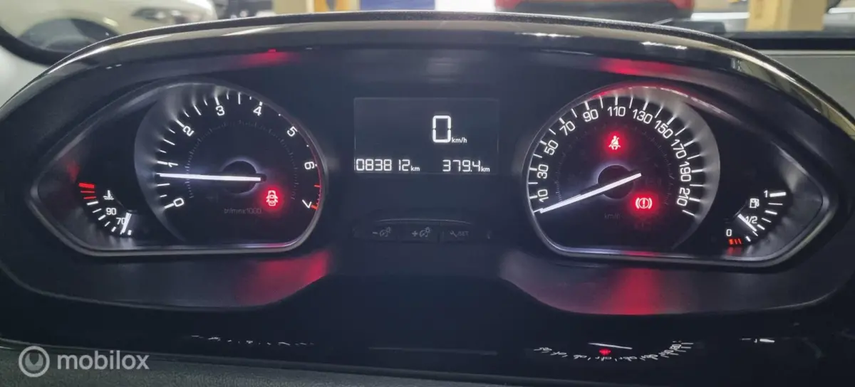 1.2 PureTech Blue Lion Navi