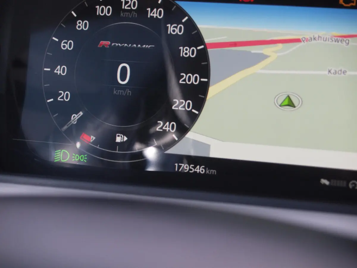 2.0 I4 Turbo AWD S | Panoramadak | 360 Camera | Meridian Surround | Apple Carplay |