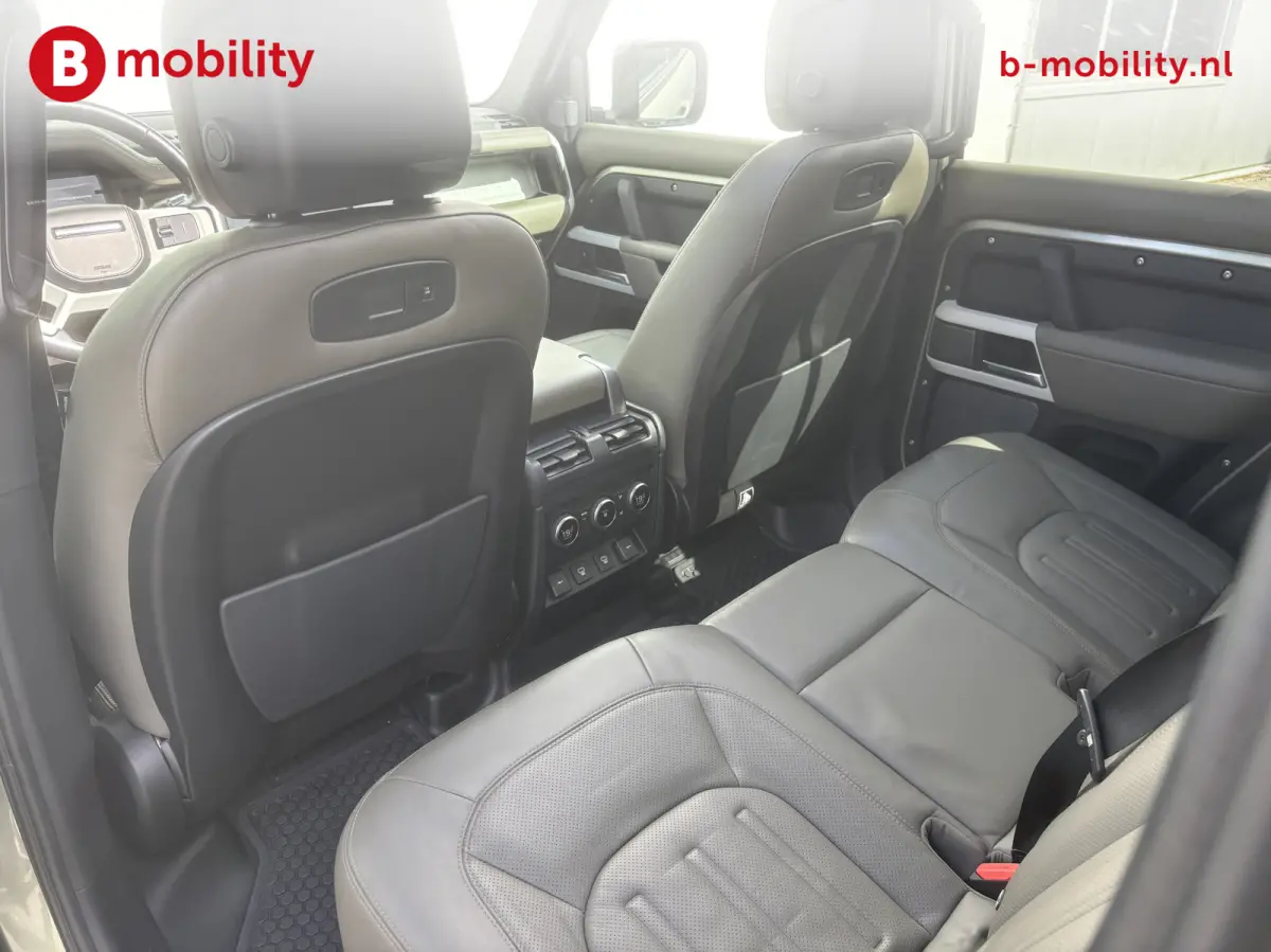 2.0 P400e 110 X Hybride AWD 4x4 Trekhaak 3000kg Dealer Onderhouden! | Adaptive Cruise Control | Panoramadak | Luchtvering | 360 Camera