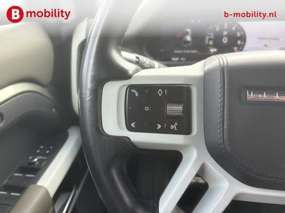 2.0 P400e 110 X Hybride AWD 4x4 Trekhaak 3000kg Dealer Onderhouden! | Adaptive Cruise Control | Panoramadak | Luchtvering | 360 Camera