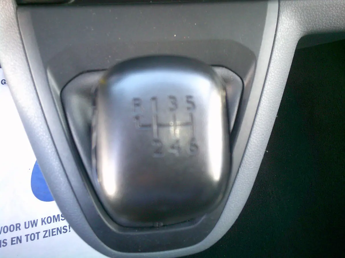 2.0 D-4D Cool Comfort VOORZIEN VAN DUBB, ZIJSCHUIFDEUR+AIRCO !!