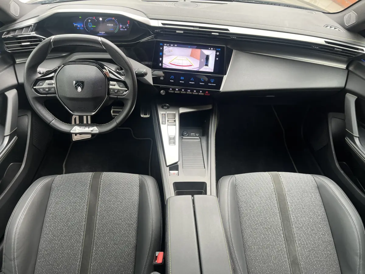 HYbrid 225 EAT8 Automaat GT | Adaptive Cruise Contol | Keyless | Camera rondom | Elektrische achterklep | Carplay/Android Auto | Stuurwiel verwarmd |