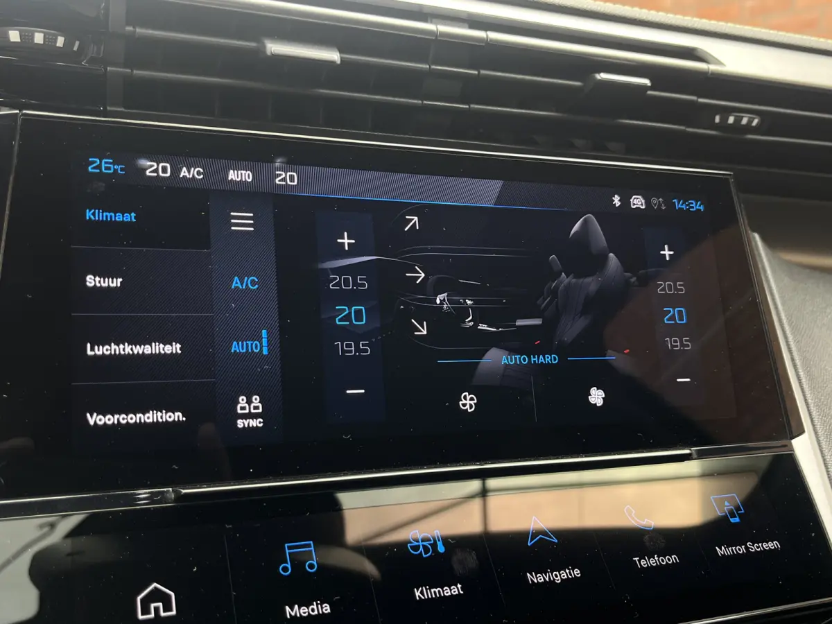 HYbrid 225 EAT8 Automaat GT | Adaptive Cruise Contol | Keyless | Camera rondom | Elektrische achterklep | Carplay/Android Auto | Stuurwiel verwarmd |