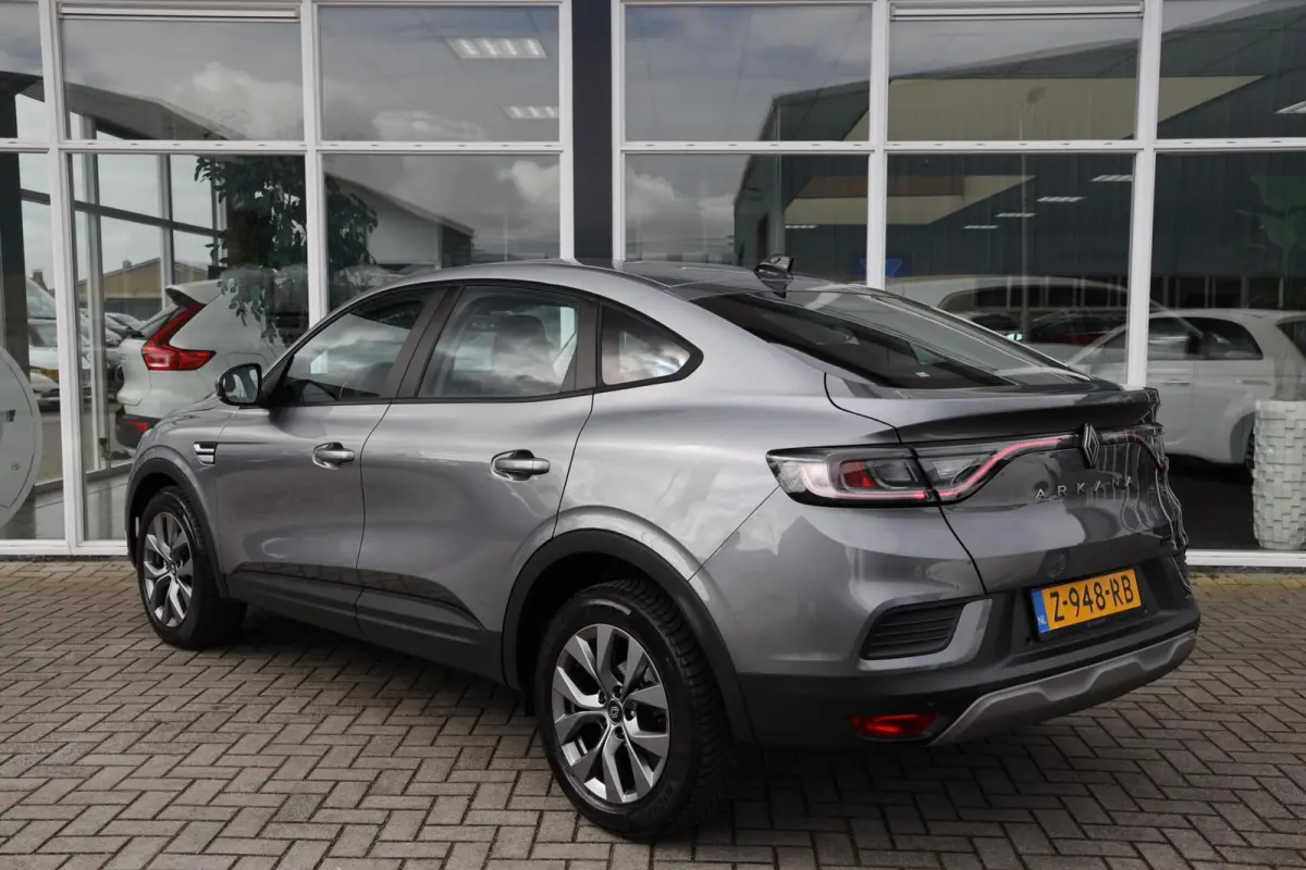 1.6 E-Tech full hybrid 145 evolution|Automaat|Camera|Apple carplay/android auto|Navi|