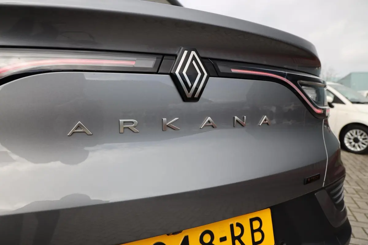 1.6 E-Tech full hybrid 145 evolution|Automaat|Camera|Apple carplay/android auto|Navi|