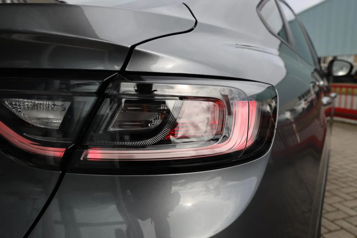 1.6 E-Tech full hybrid 145 evolution|Automaat|Camera|Apple carplay/android auto|Navi|