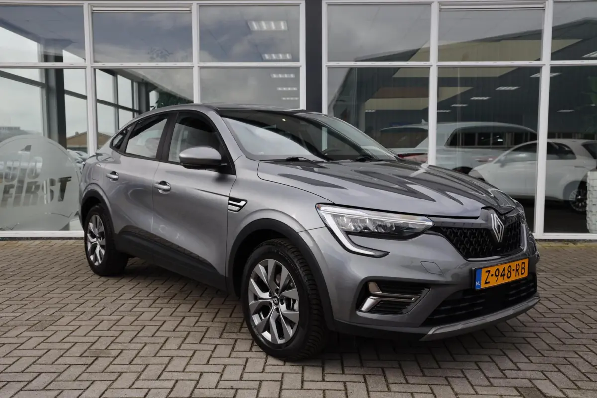 1.6 E-Tech full hybrid 145 evolution|Automaat|Camera|Apple carplay/android auto|Navi|