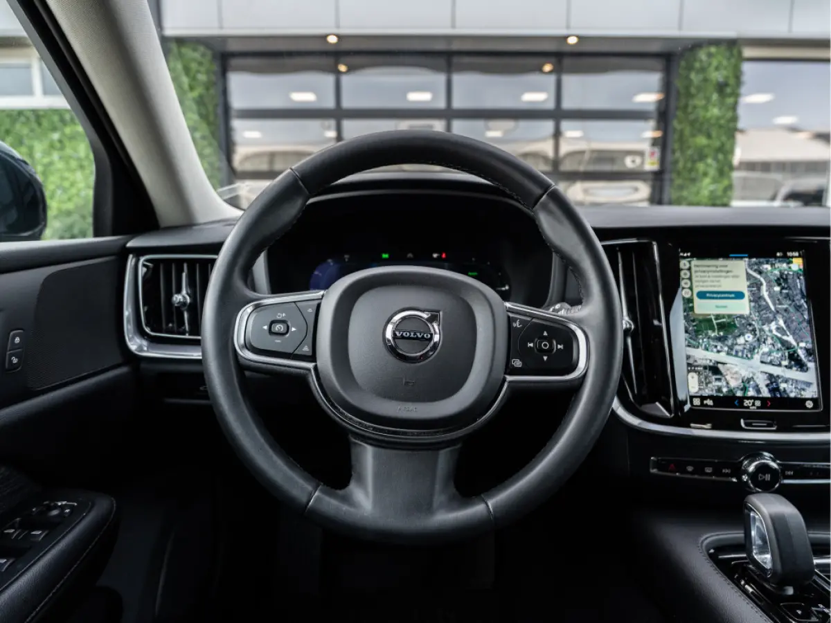 2.0 T6 Plug-in hybrid AWD Ultimate Bright