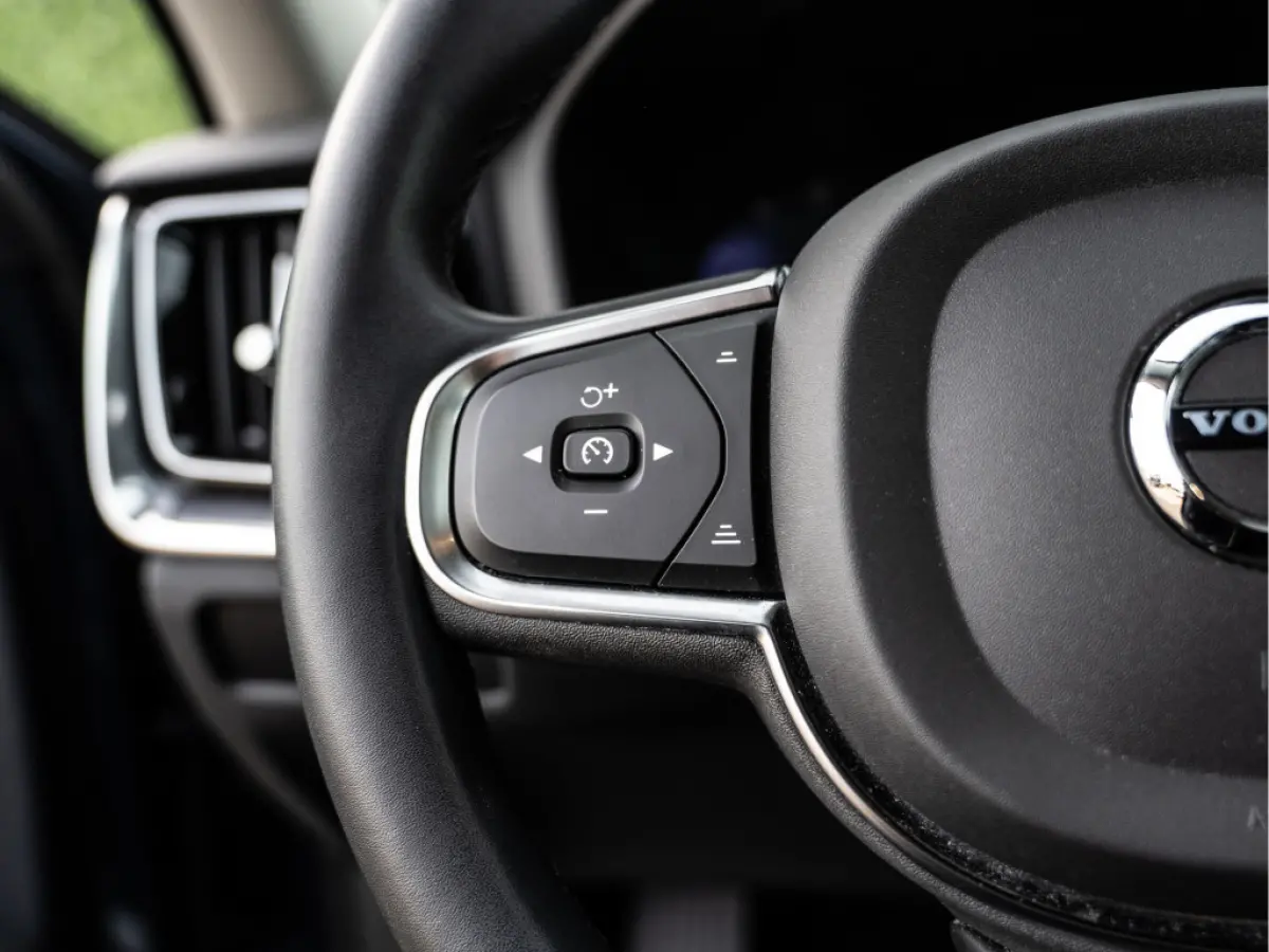 2.0 T6 Plug-in hybrid AWD Ultimate Bright