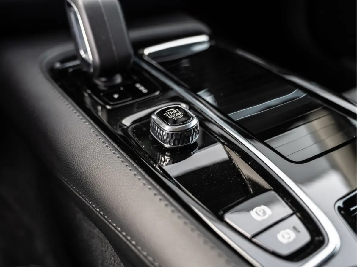 2.0 T6 Plug-in hybrid AWD Ultimate Bright