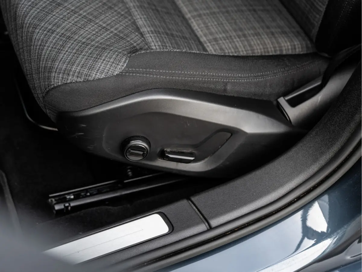 2.0 T6 Plug-in hybrid AWD Ultimate Bright