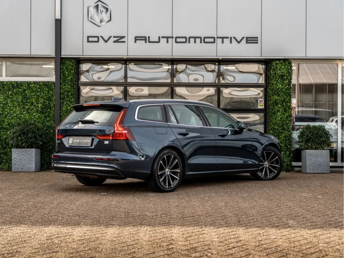 2.0 T6 Plug-in hybrid AWD Ultimate Bright