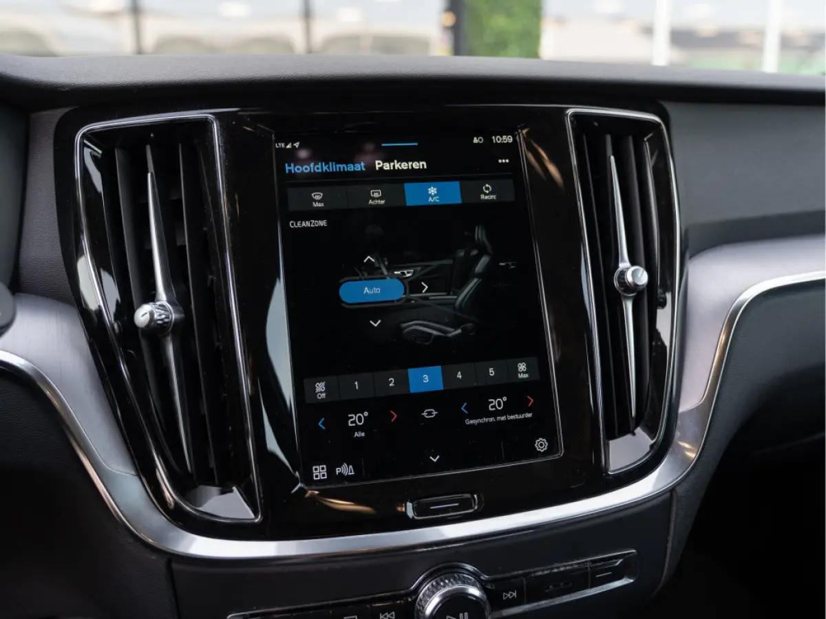 2.0 T6 Plug-in hybrid AWD Ultimate Bright