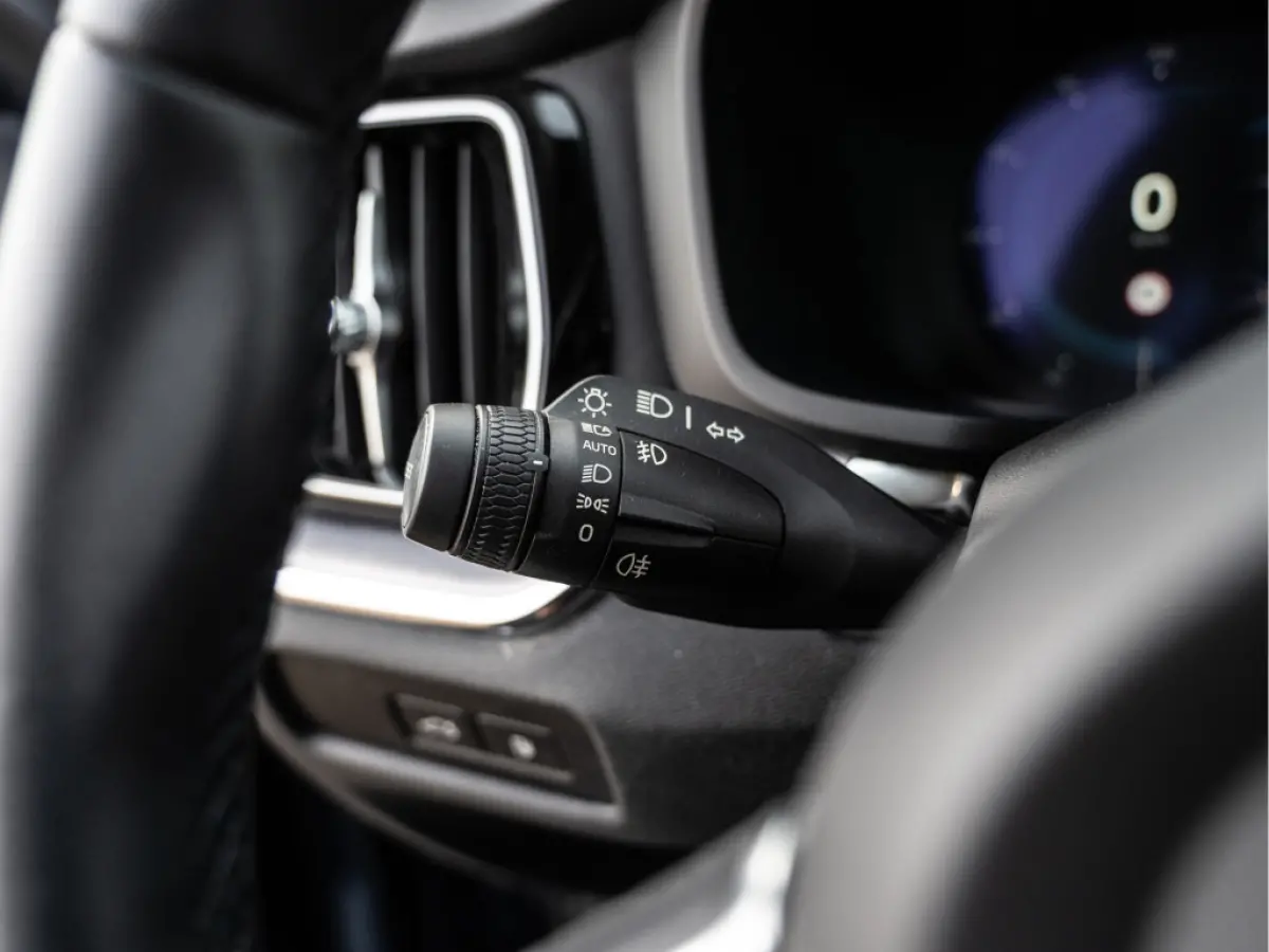 2.0 T6 Plug-in hybrid AWD Ultimate Bright