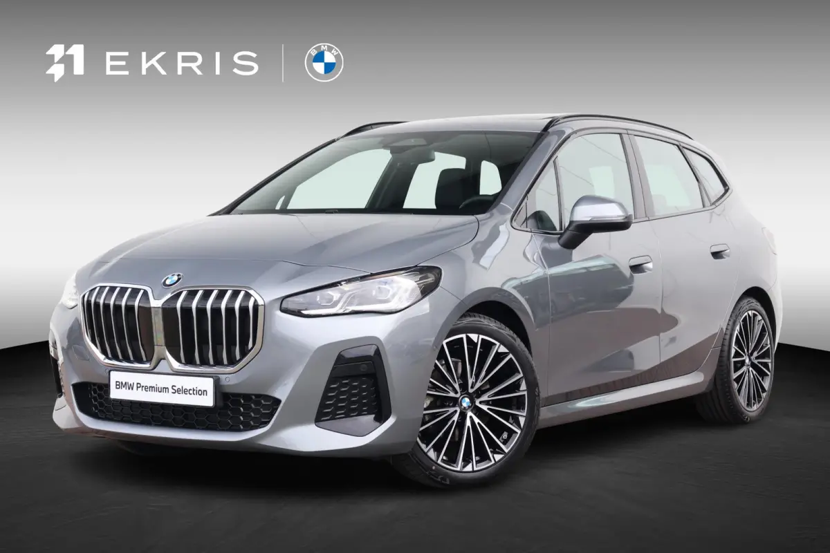 220i / M-Sport Pakket / Pano Dak / Actieve Stoel / Harman Kardon / Stoelverwarming Voor / Comforttoegang /