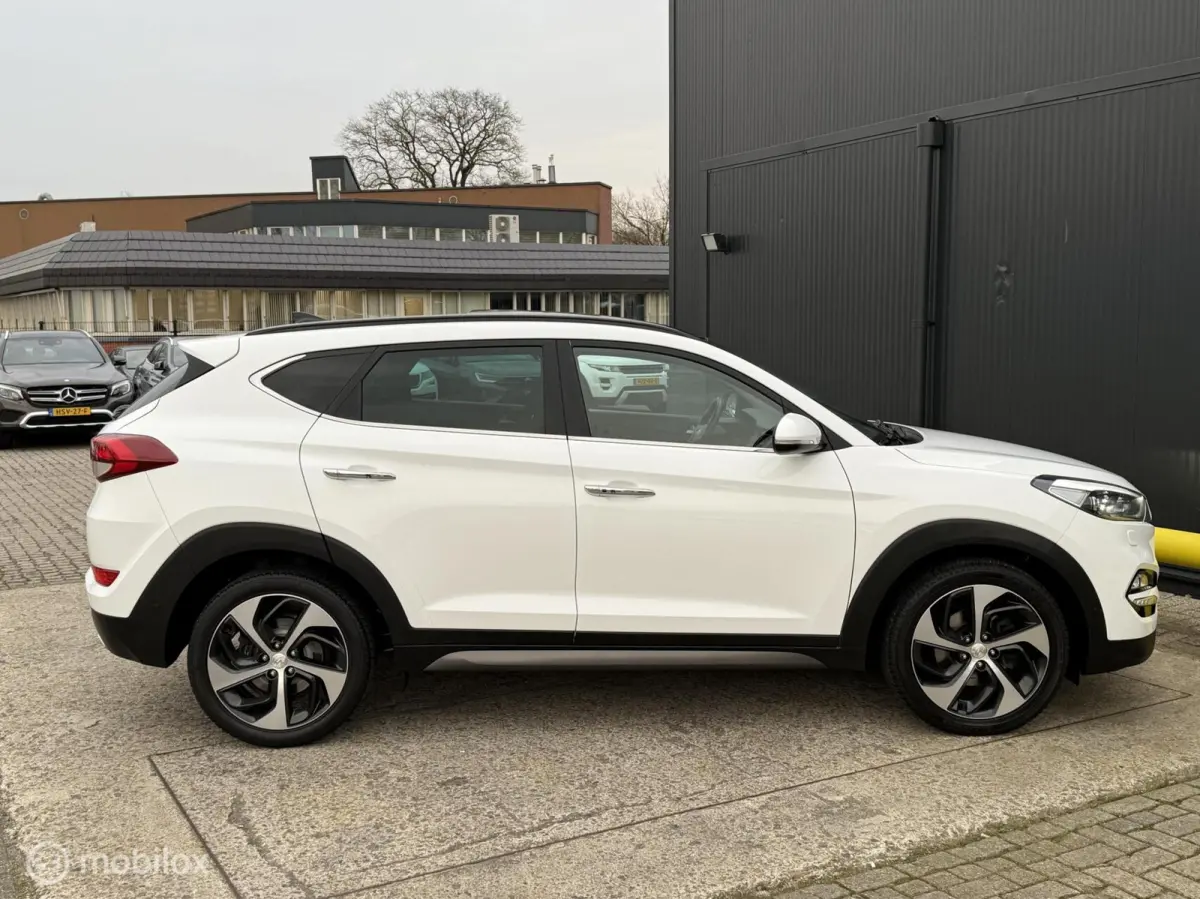 1.6 T-GDi Premium 4WD PANORAMADAK | BOMVOL