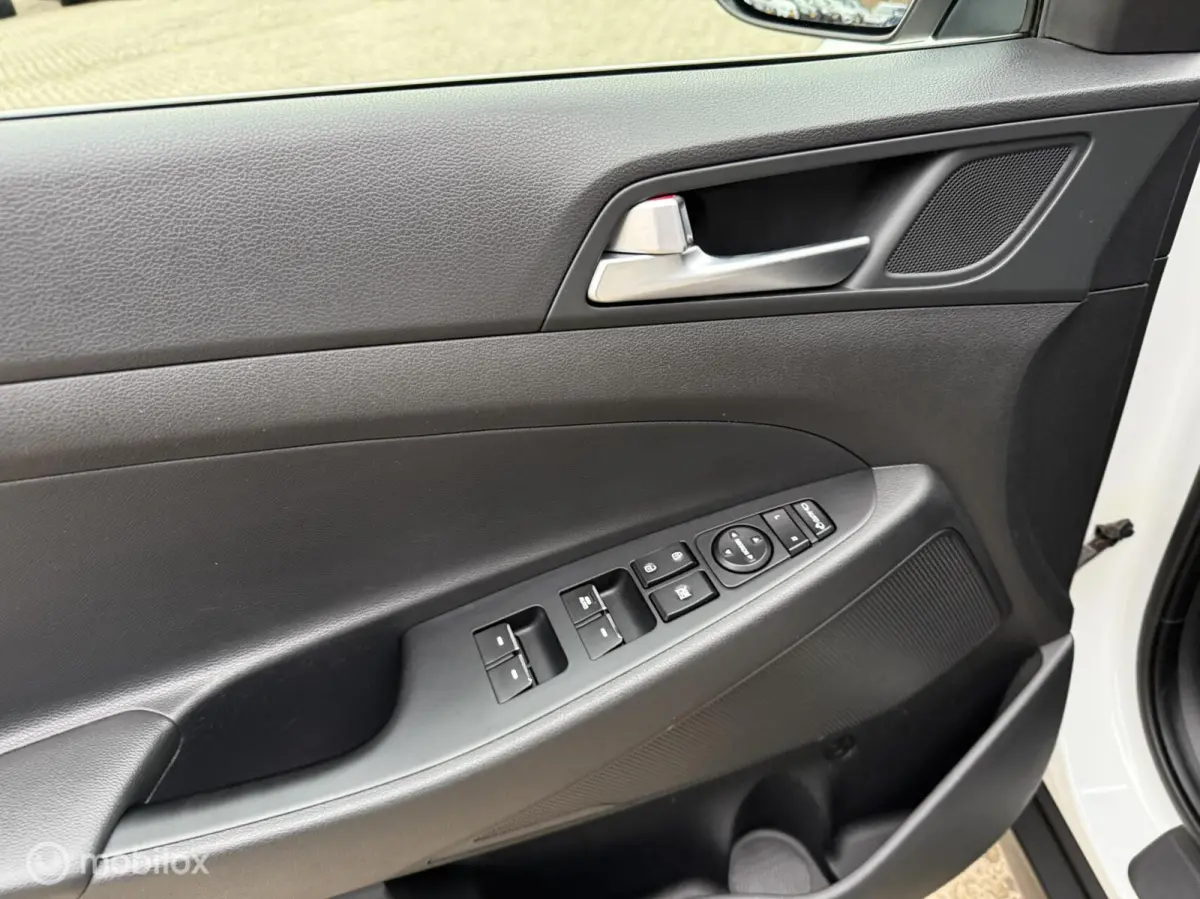 1.6 T-GDi Premium 4WD PANORAMADAK | BOMVOL
