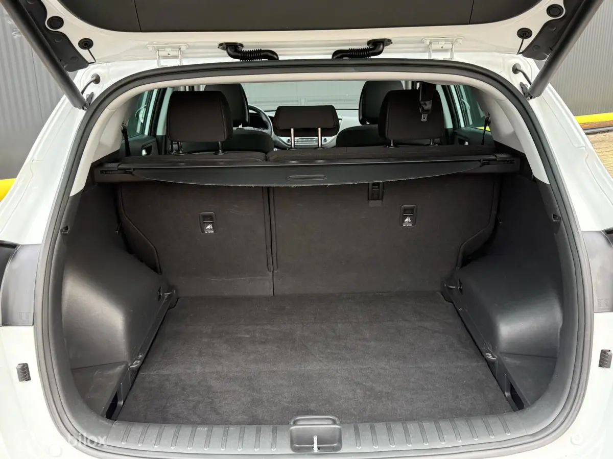 1.6 T-GDi Premium 4WD PANORAMADAK | BOMVOL