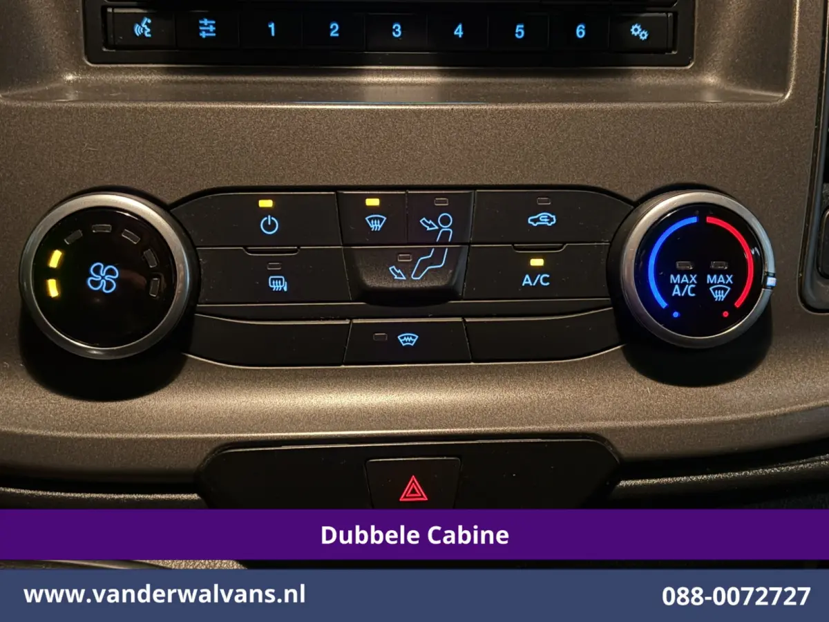 2.0 TDCI 130pk L2H1 Dubbele Cabine Euro6 Airco | 6-Zits | LED | Cruisecontrol | Trekhaak Parkeersensoren, Verwarmde voorruit