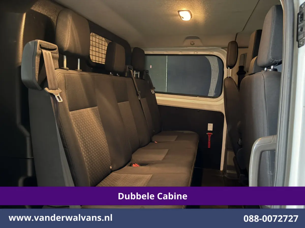 2.0 TDCI 130pk L2H1 Dubbele Cabine Euro6 Airco | 6-Zits | LED | Cruisecontrol | Trekhaak Parkeersensoren, Verwarmde voorruit