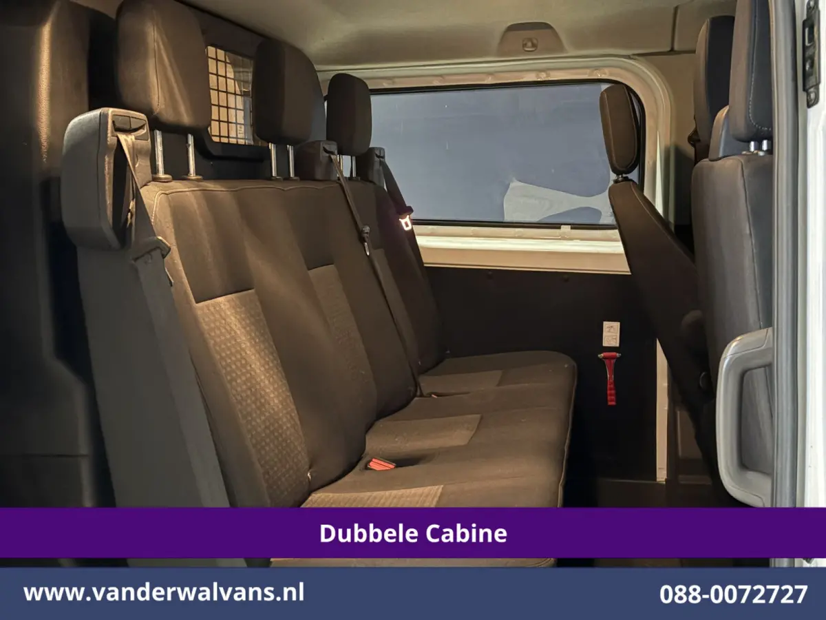 2.0 TDCI 130pk L2H1 Dubbele Cabine Euro6 Airco | 6-Zits | LED | Cruisecontrol | Trekhaak Parkeersensoren, Verwarmde voorruit