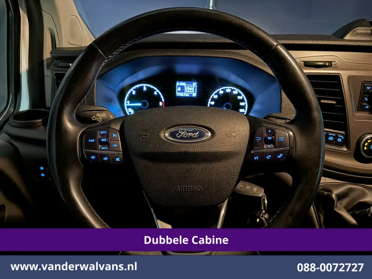 2.0 TDCI 130pk L2H1 Dubbele Cabine Euro6 Airco | 6-Zits | LED | Cruisecontrol | Trekhaak Parkeersensoren, Verwarmde voorruit