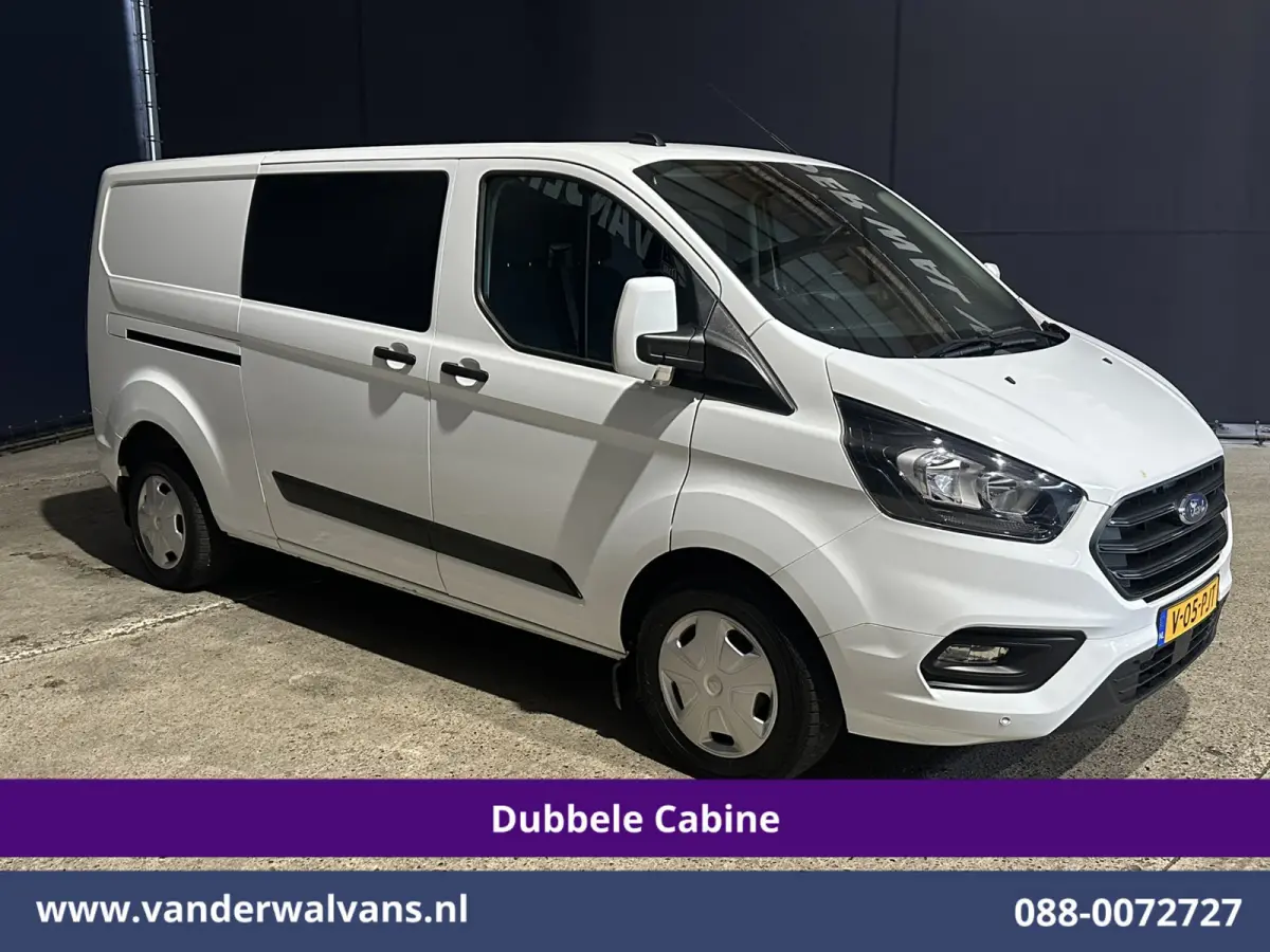 2.0 TDCI 130pk L2H1 Dubbele Cabine Euro6 Airco | 6-Zits | LED | Cruisecontrol | Trekhaak Parkeersensoren, Verwarmde voorruit