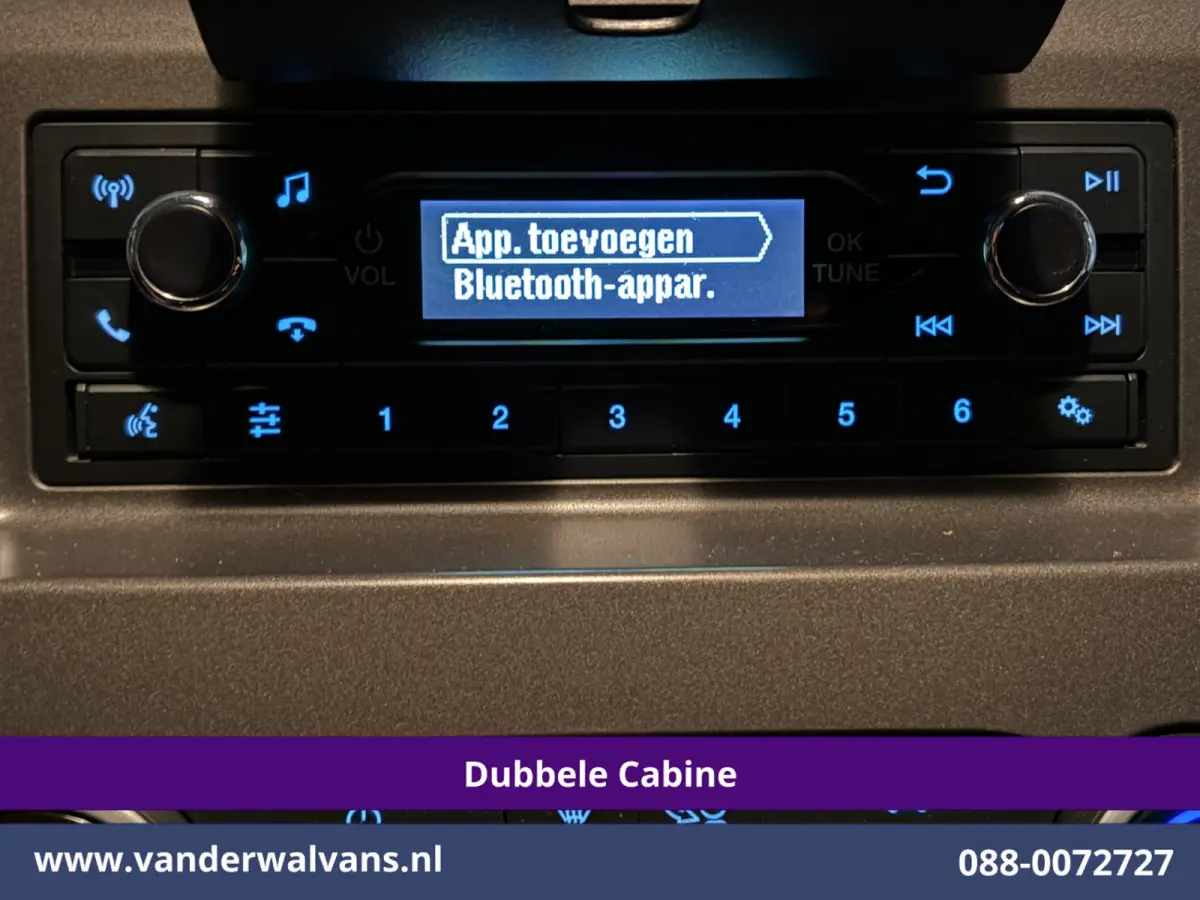 2.0 TDCI 130pk L2H1 Dubbele Cabine Euro6 Airco | 6-Zits | LED | Cruisecontrol | Trekhaak Parkeersensoren, Verwarmde voorruit