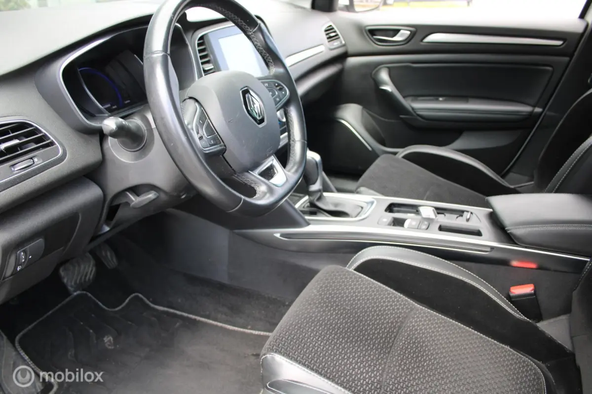 1.2 TCe Bose/Led/Navi/Tel/Cam/Ambient/