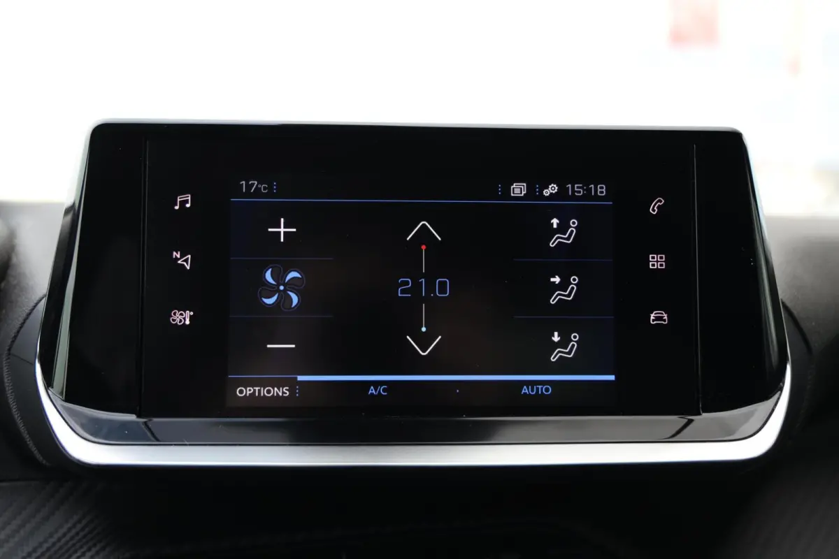 1.2 PureTech Allure|Cruise control|Apple carplay/Android auto|Navi|