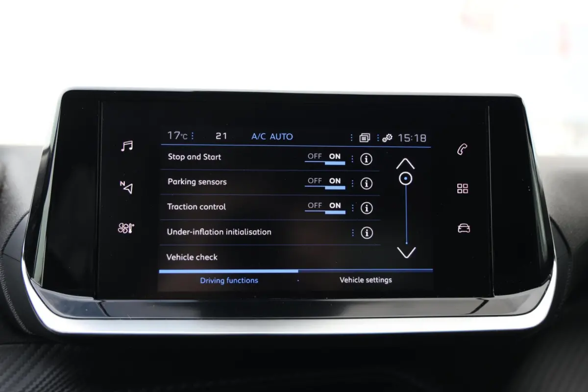 1.2 PureTech Allure|Cruise control|Apple carplay/Android auto|Navi|