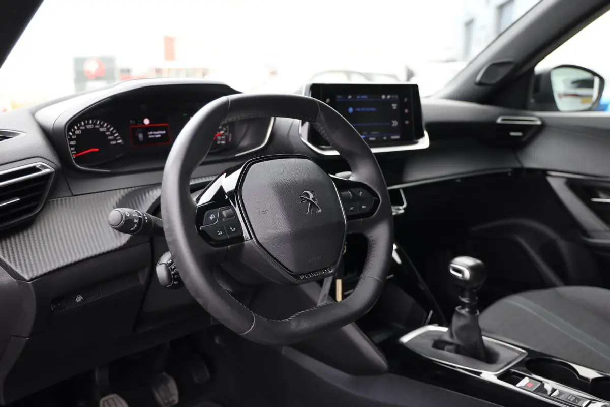 1.2 PureTech Allure|Cruise control|Apple carplay/Android auto|Navi|