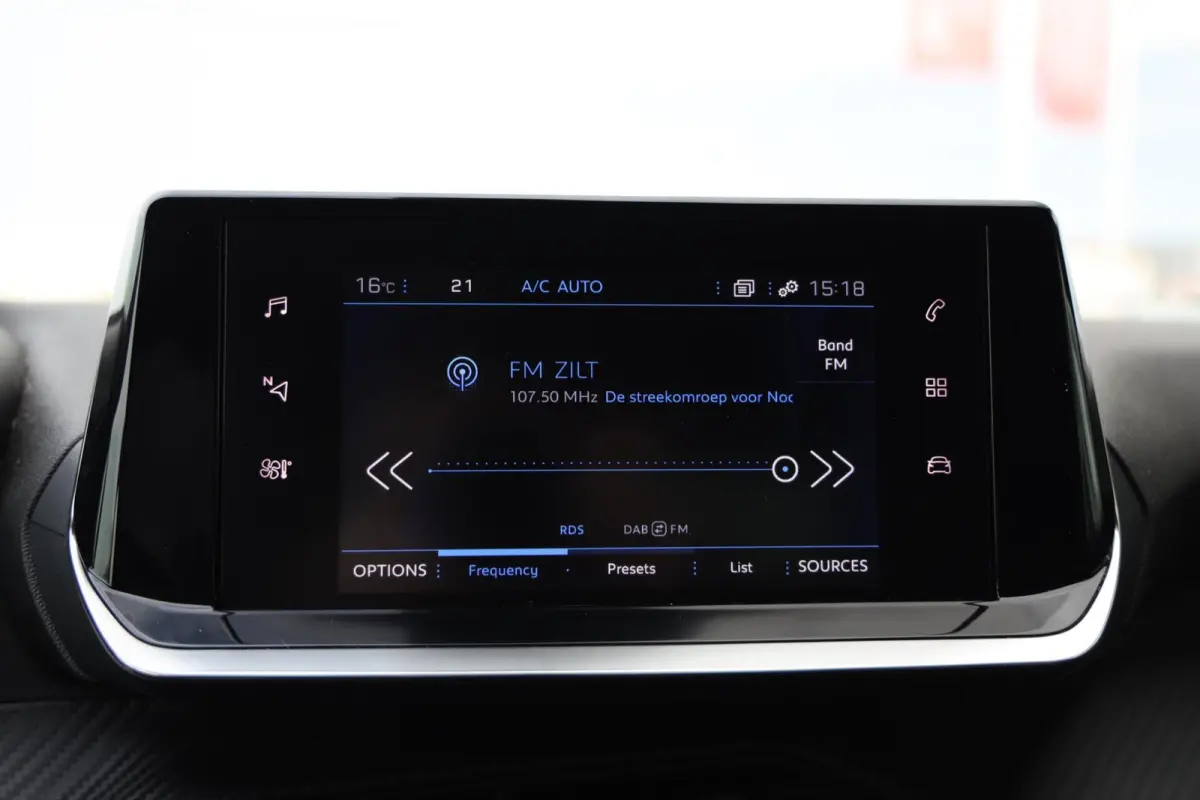 1.2 PureTech Allure|Cruise control|Apple carplay/Android auto|Navi|