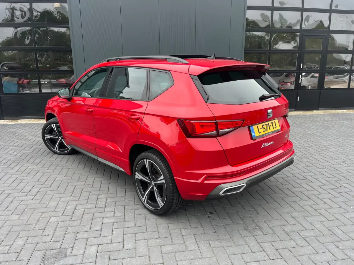 1.5 TSI FR Business Intense Automaat/150pk/360Camera/Panoramadak/Adaptive-Cruise/Full Led/Elc.Achterklep/1Ste Eigenaar