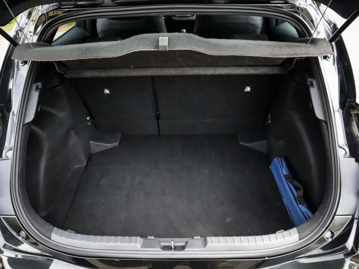 Hybrid 140 Active 1e-Eig. & Keurig-Onderh. BOVAG-Garantie. NL-Auto.