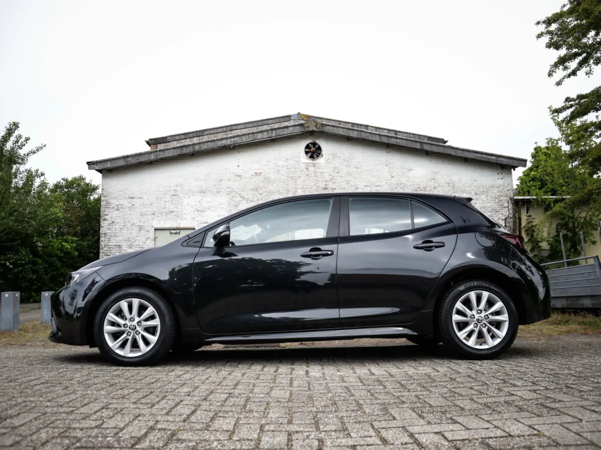 Hybrid 140 Active 1e-Eig. & Keurig-Onderh. BOVAG-Garantie. NL-Auto.
