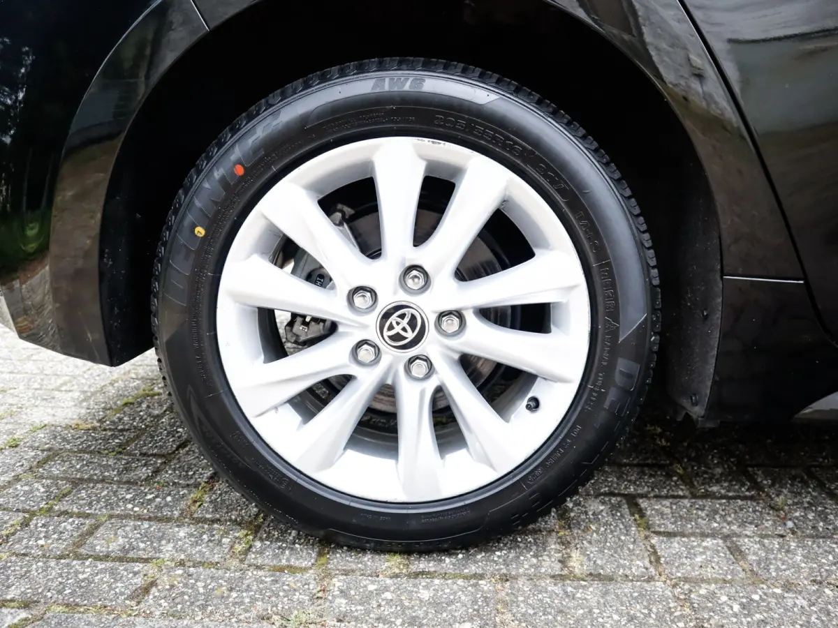 Hybrid 140 Active 1e-Eig. & Keurig-Onderh. BOVAG-Garantie. NL-Auto.