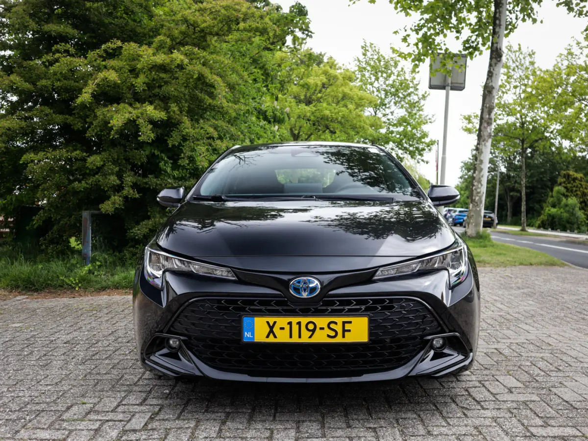 Hybrid 140 Active 1e-Eig. & Keurig-Onderh. BOVAG-Garantie. NL-Auto.