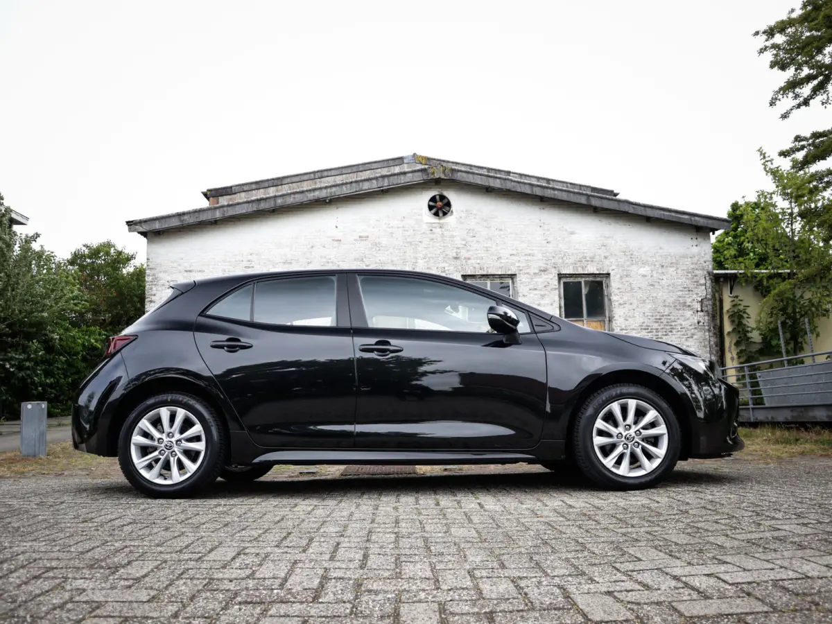 Hybrid 140 Active 1e-Eig. & Keurig-Onderh. BOVAG-Garantie. NL-Auto.
