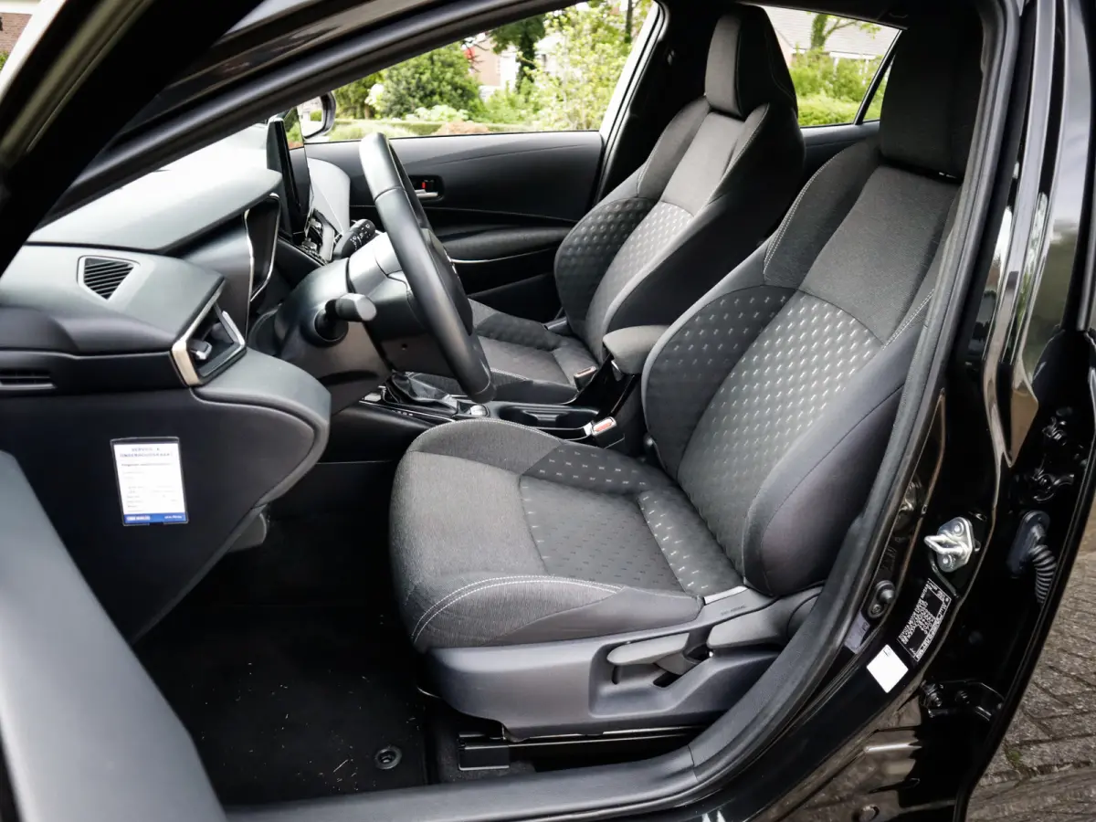Hybrid 140 Active 1e-Eig. & Keurig-Onderh. BOVAG-Garantie. NL-Auto.