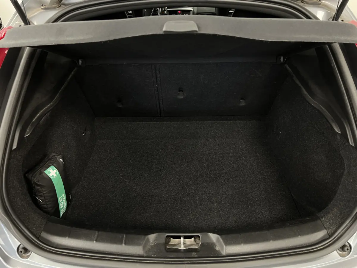 2.0 T4 R-design Business Sport / Panodak / Stoelverw. /